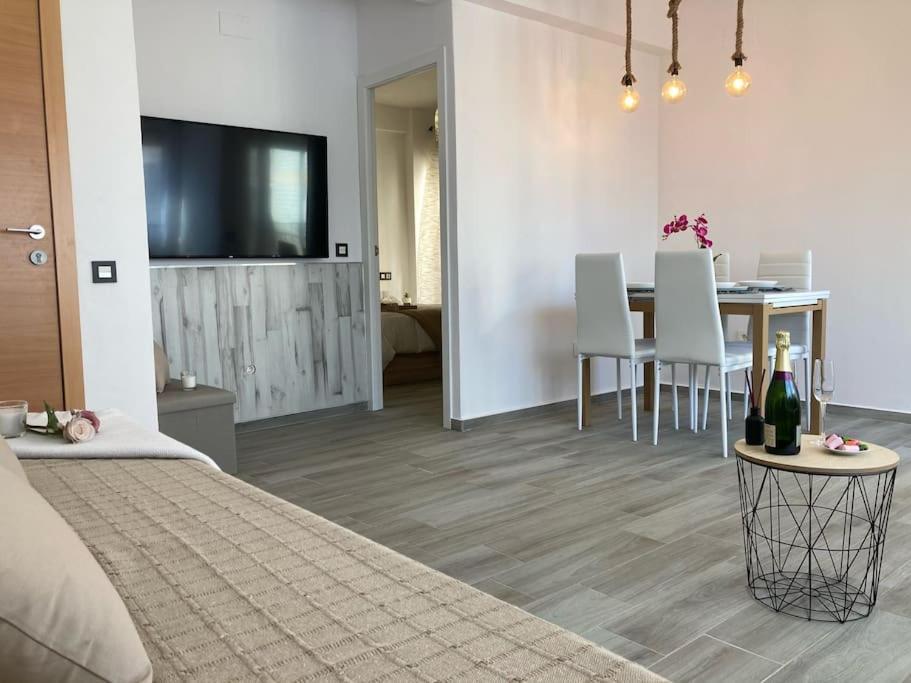 Coqueto Apartamento De Playa Con Piscina Y Terraza Valencia Exteriör bild
