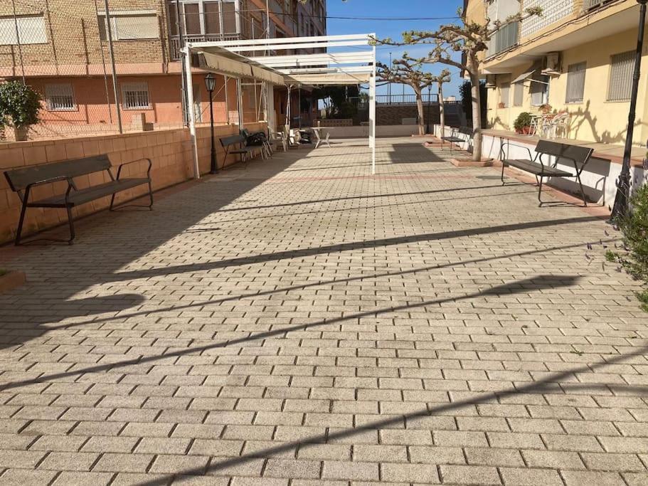 Coqueto Apartamento De Playa Con Piscina Y Terraza Valencia Exteriör bild