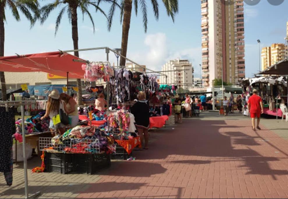 Coqueto Apartamento De Playa Con Piscina Y Terraza Valencia Exteriör bild