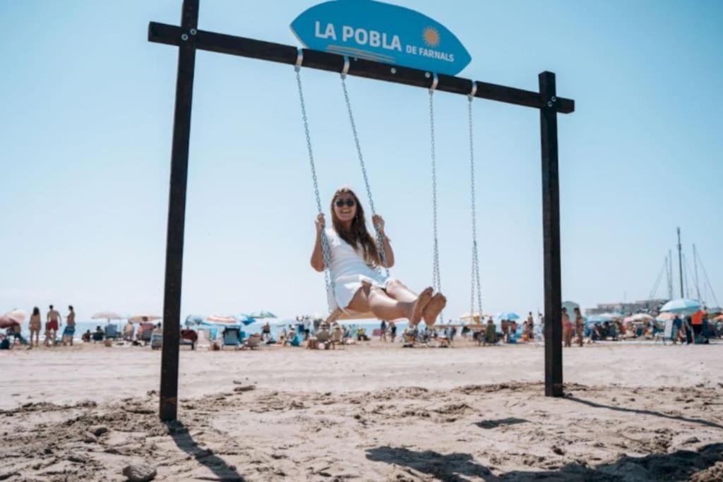 Coqueto Apartamento De Playa Con Piscina Y Terraza Valencia Exteriör bild