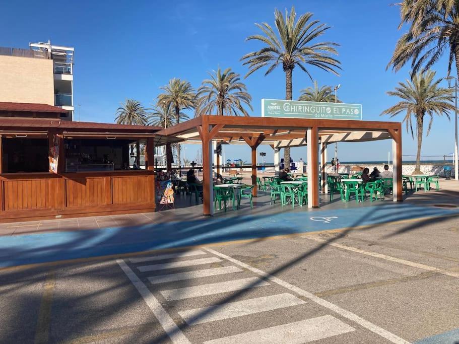 Coqueto Apartamento De Playa Con Piscina Y Terraza Valencia Exteriör bild